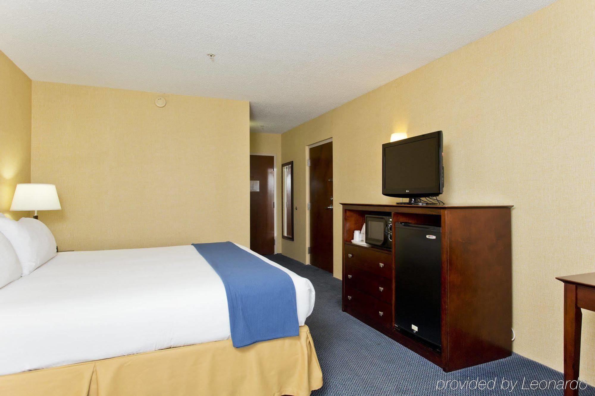 Holiday Inn Express Stephens City By Ihg Экстерьер фото
